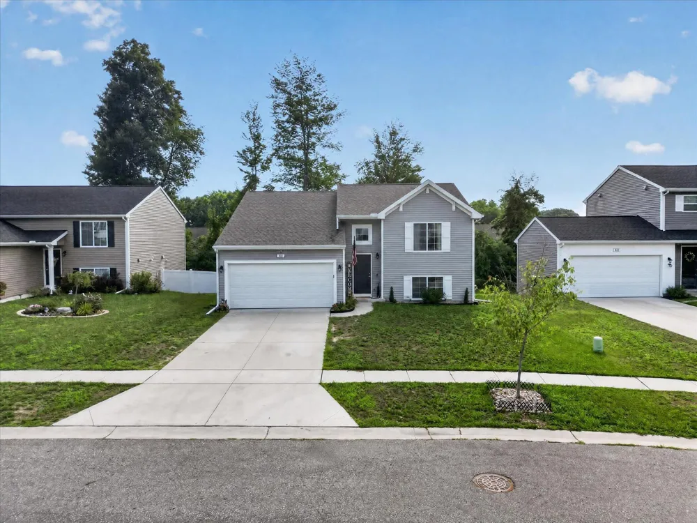 818 Strauss Court Greenville, MI 48838