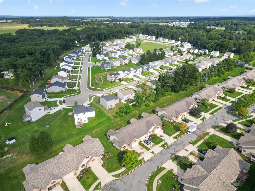818 Strauss Court Greenville, MI 48838