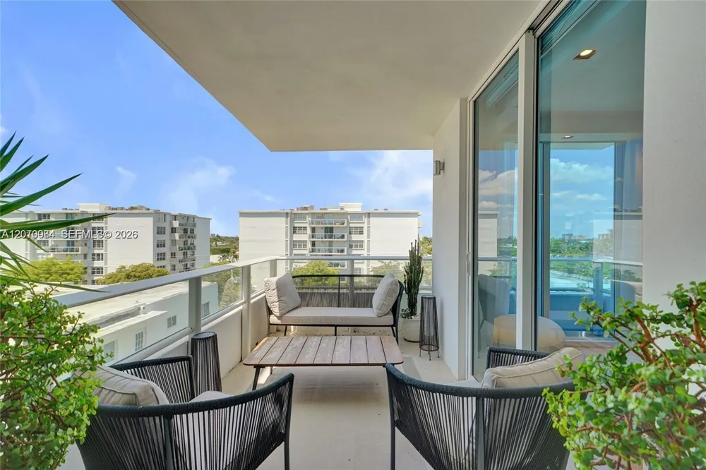 1170 101st St #602 Bay Harbor Islands, FL 33154
