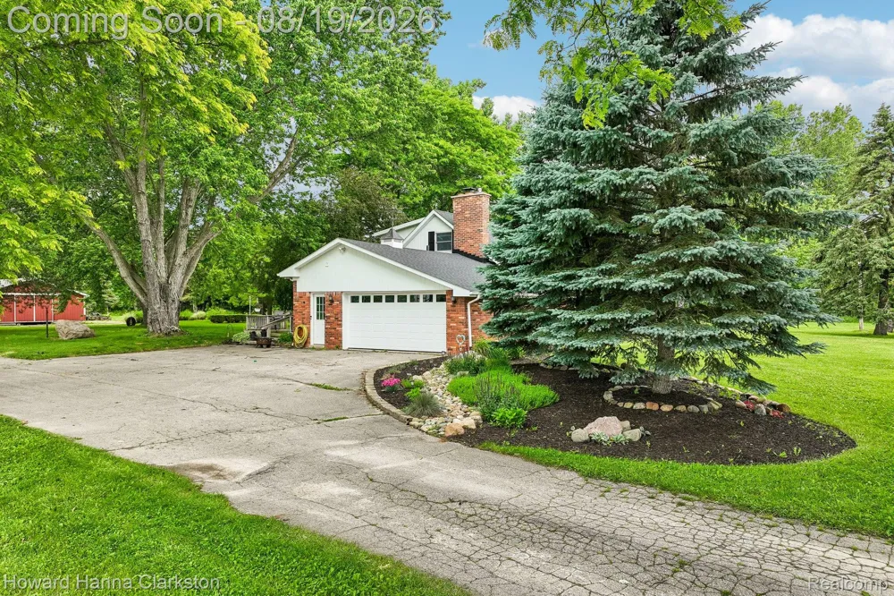 66653 Hartway Road Ray Township, MI 48096
