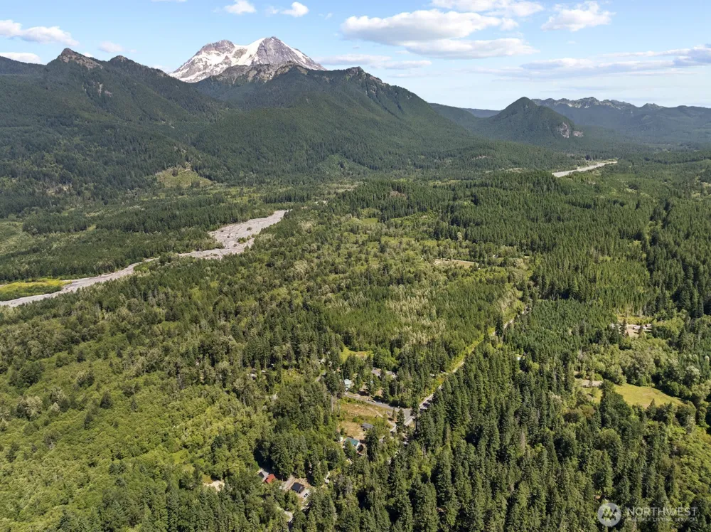 320 Skate Creek Road Eatonville, WA 98304