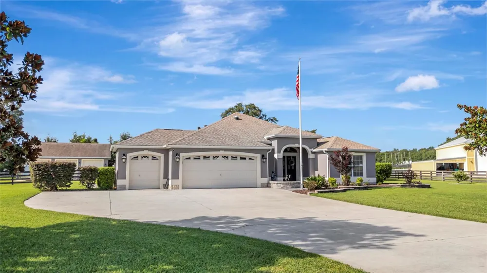 4190 COUNTY ROAD 121D Wildwood, FL 34785