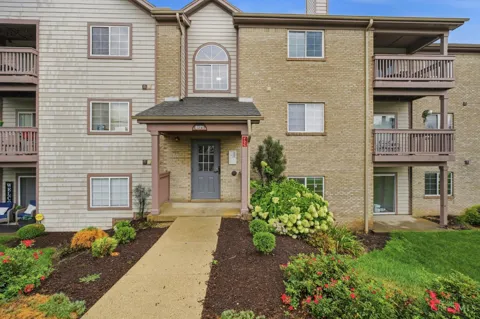 8171 Autumn Woods Lane #103