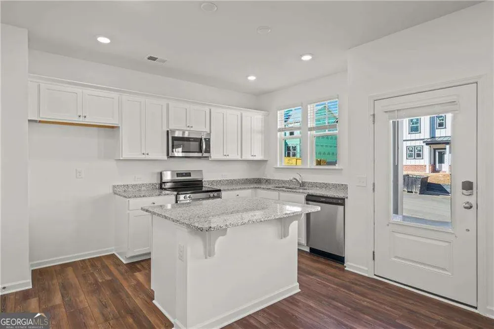 155 Star CT Pendergrass, GA 30567