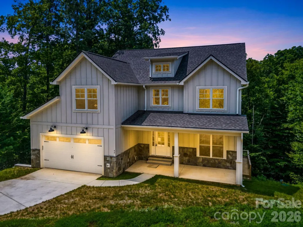 42 Stone Crest Mountain Drive Black Mountain, NC 28711