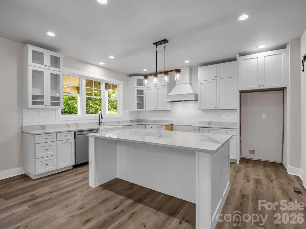 42 Stone Crest Mountain Drive Black Mountain, NC 28711