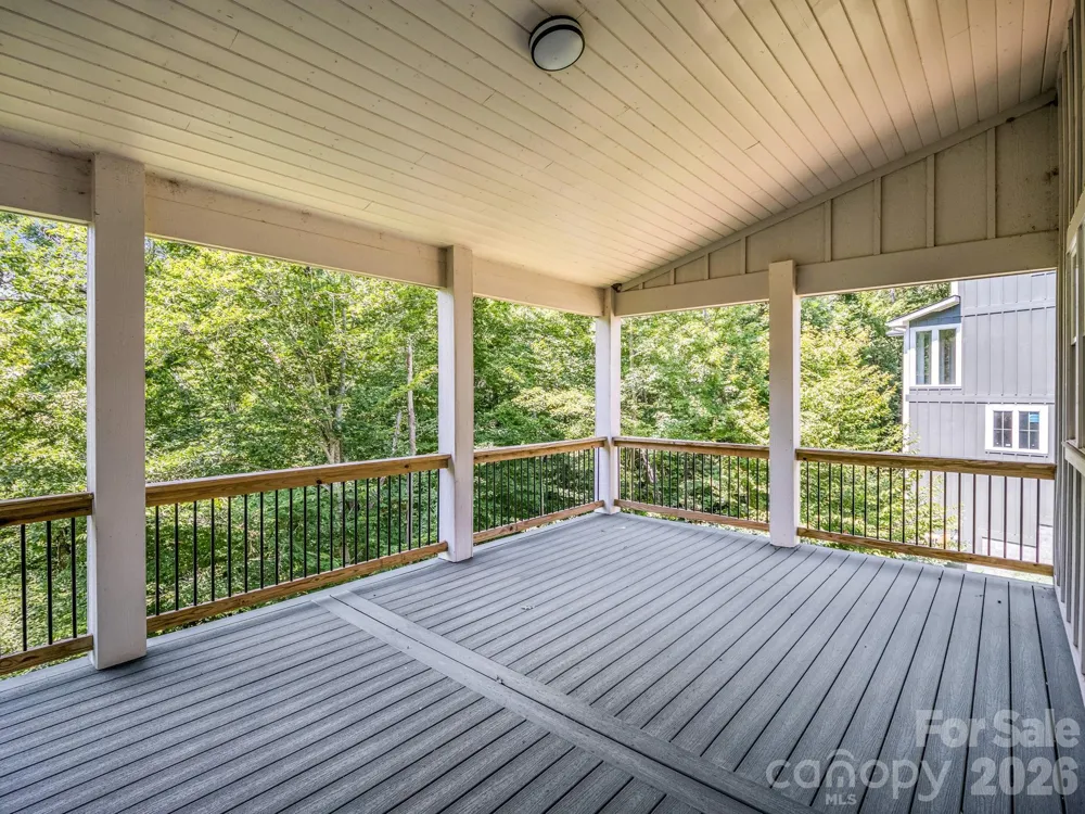 42 Stone Crest Mountain Drive Black Mountain, NC 28711