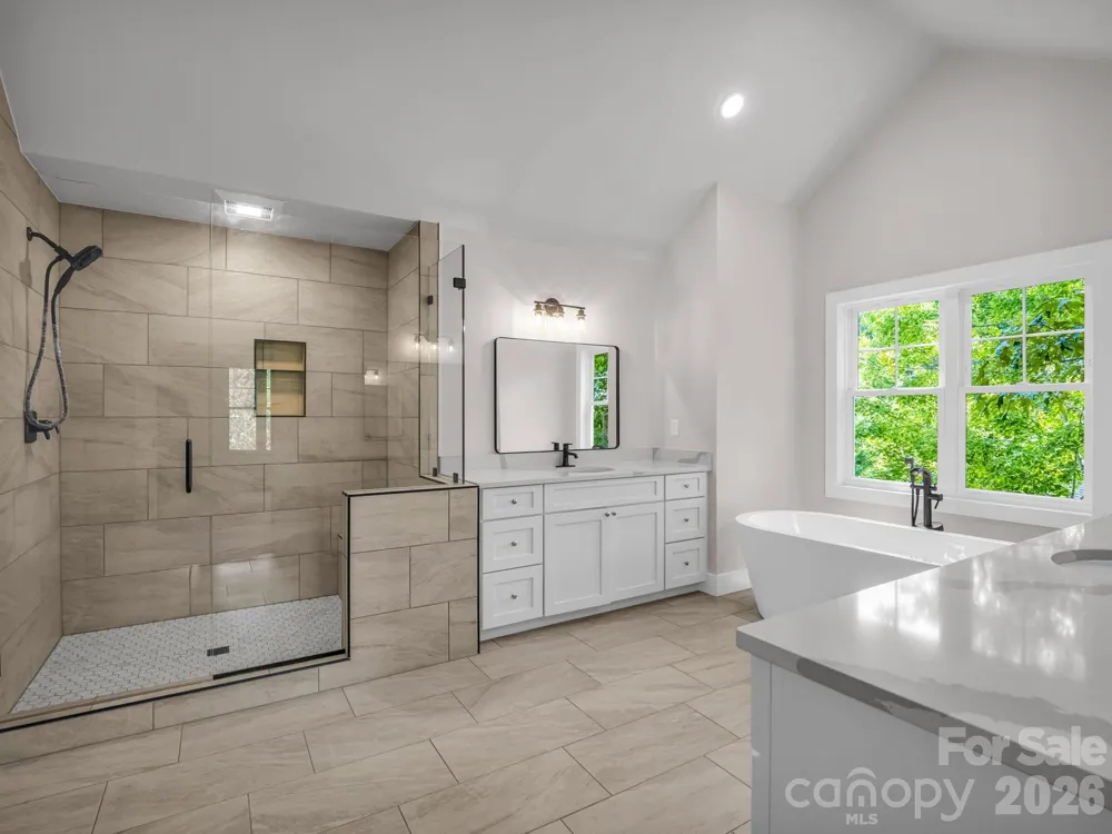 42 Stone Crest Mountain Drive Black Mountain, NC 28711