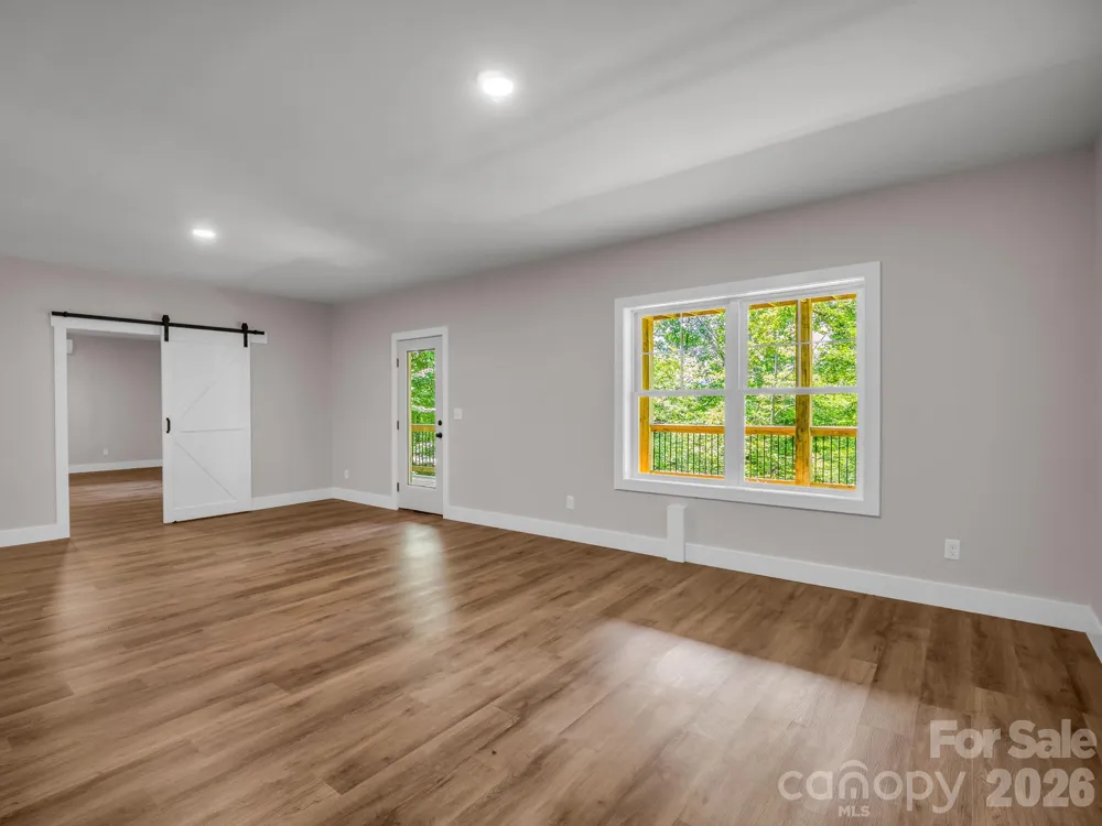 42 Stone Crest Mountain Drive Black Mountain, NC 28711
