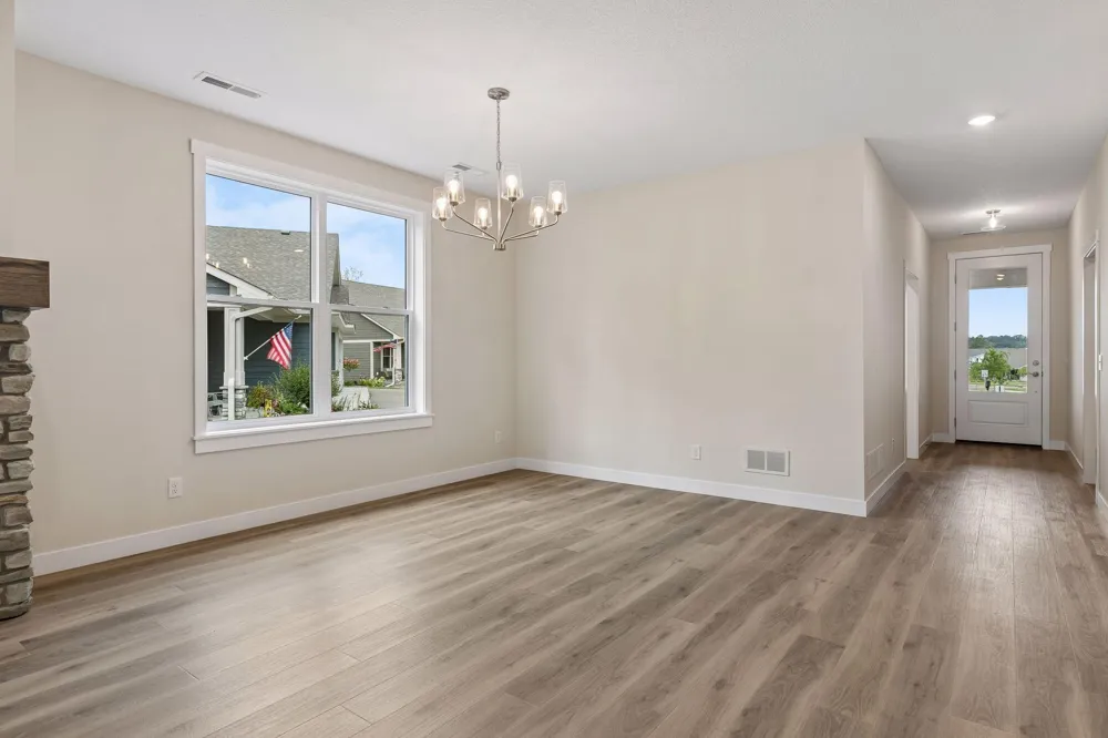 2915 Thompson Drive River Falls, WI 54022
