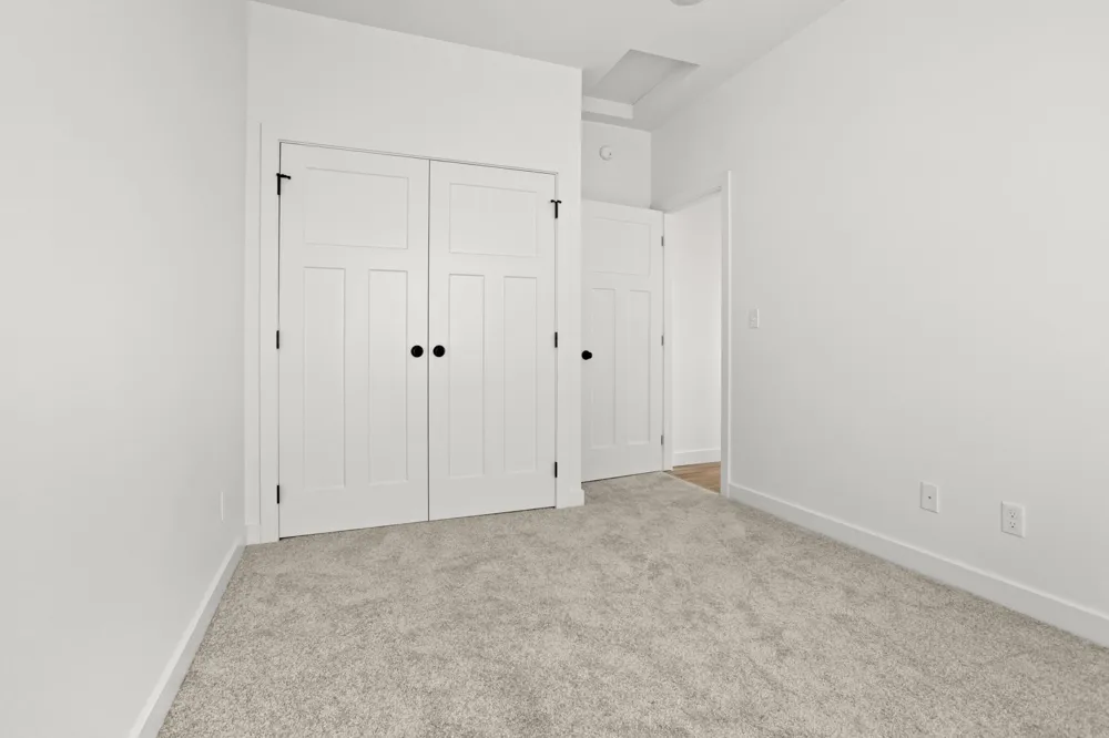 2617 38 AVENUE S Moorhead, MN 56560