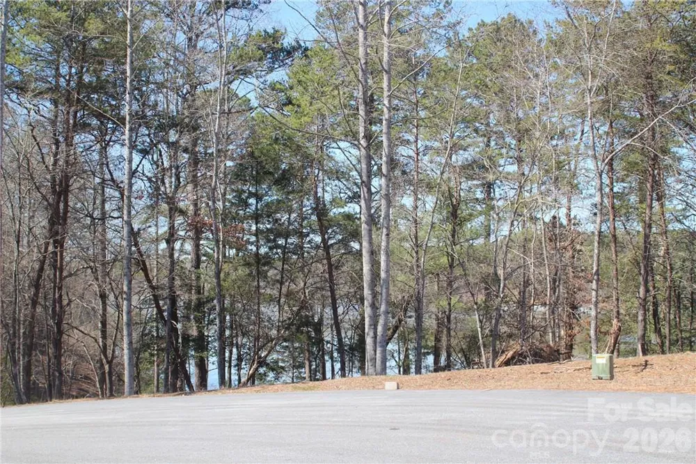 5768 Lake Pointe Drive #15 Granite Falls, NC 28630