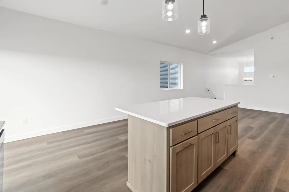 2515 38th Avenue S Moorhead, MN 56560