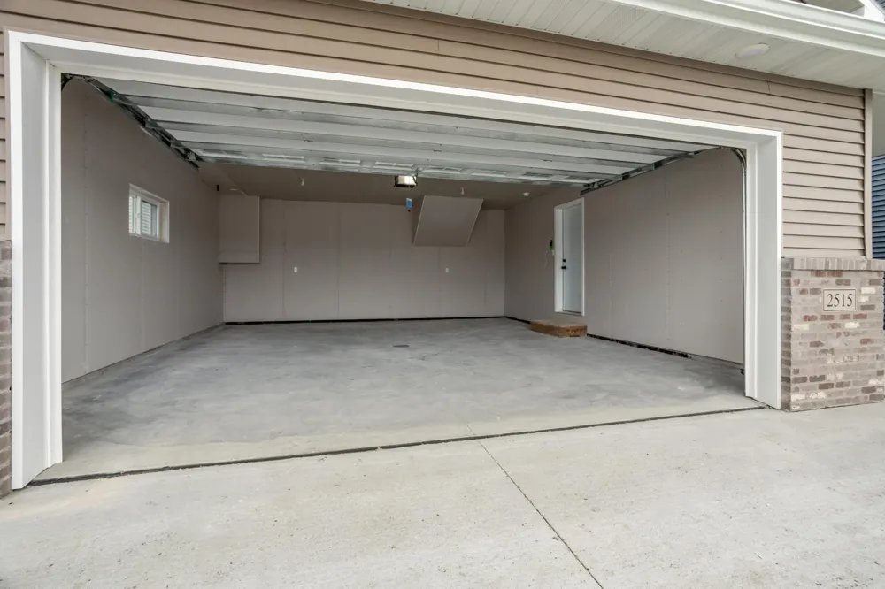 2515 38th Avenue S Moorhead, MN 56560