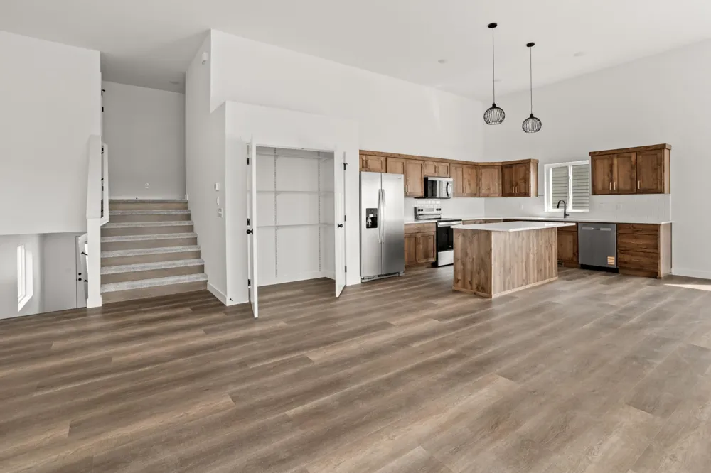 2629 38 AVENUE S Moorhead, MN 56560