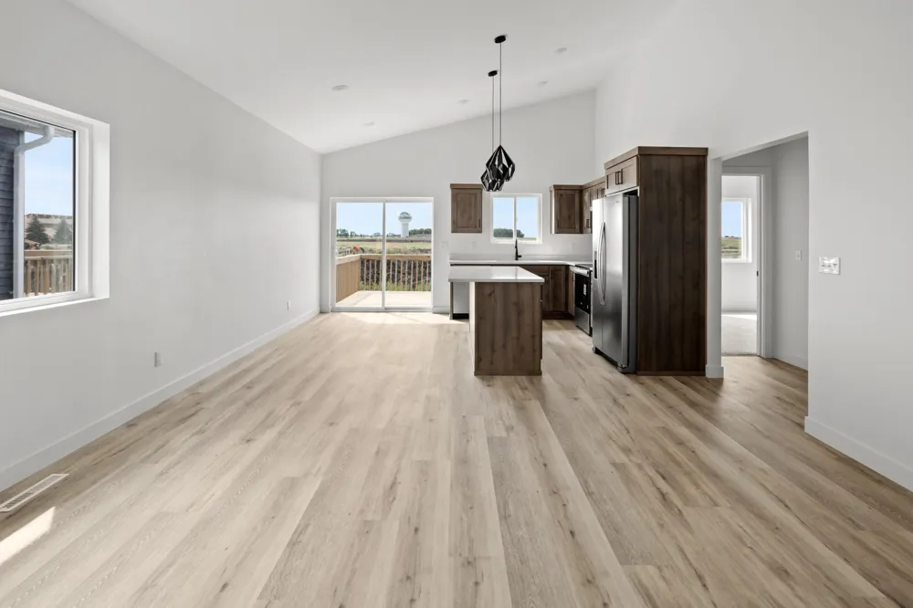 2623 38 AVENUE S Moorhead, MN 56560