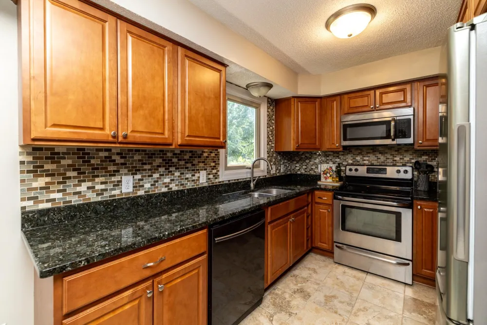 2509 W 140th Street Burnsville, MN 55337