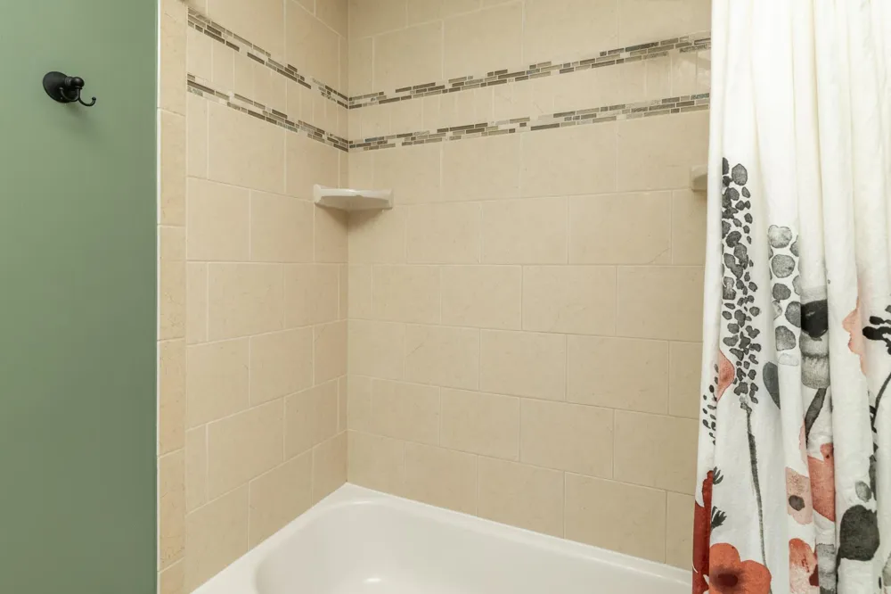2509 W 140th Street Burnsville, MN 55337