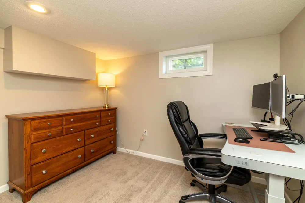 2509 W 140th Street Burnsville, MN 55337