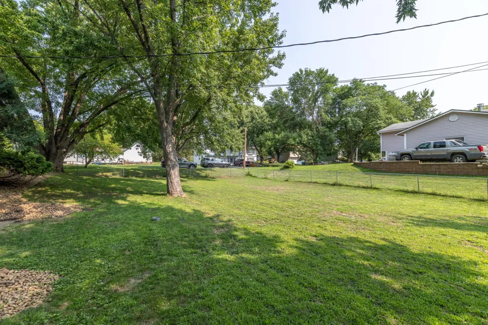 2509 W 140th Street Burnsville, MN 55337