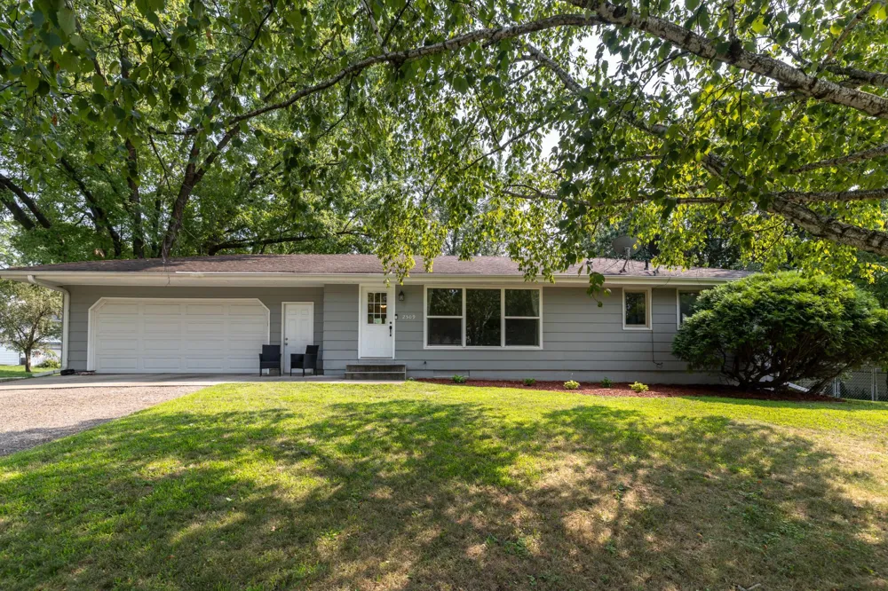 2509 W 140th Street Burnsville, MN 55337