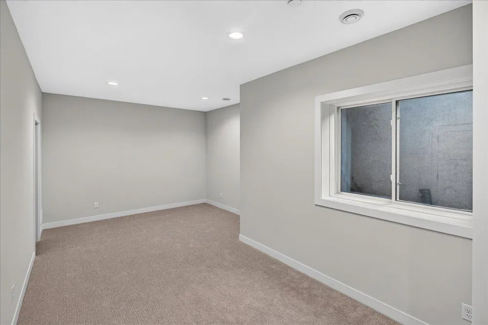 2607 Cascade Lane Orono, MN 55356