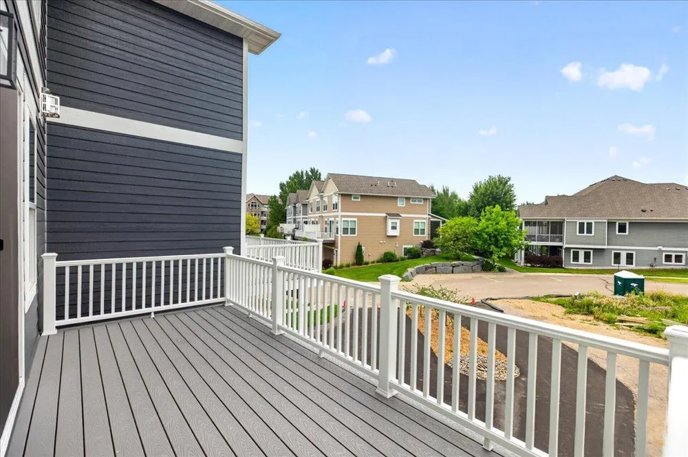 2607 Cascade Lane Orono, MN 55356