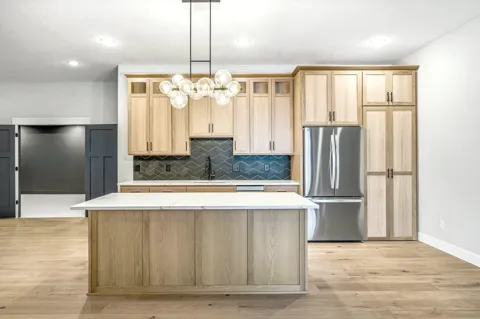 1393 Fox Ridge Trail