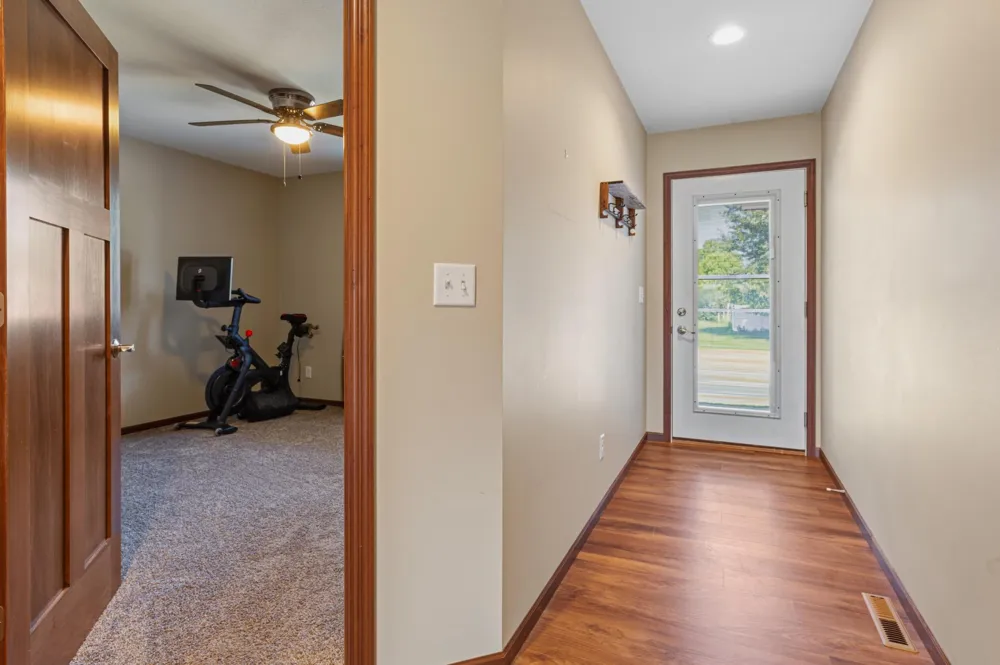 611 Mari Dean Boulevard #6 Lake Crystal, MN 56055