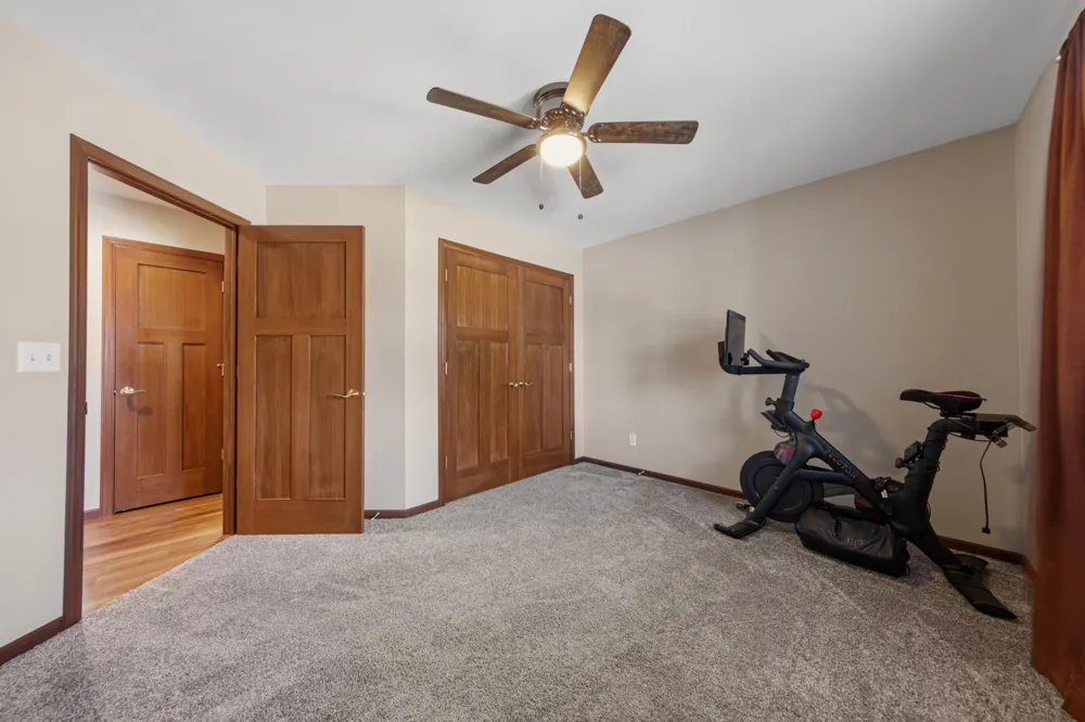 611 Mari Dean Boulevard #6 Lake Crystal, MN 56055