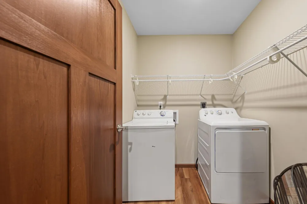 611 Mari Dean Boulevard #6 Lake Crystal, MN 56055