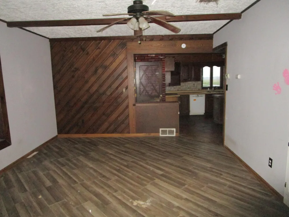 740 E Broadway Plainview, MN 55964
