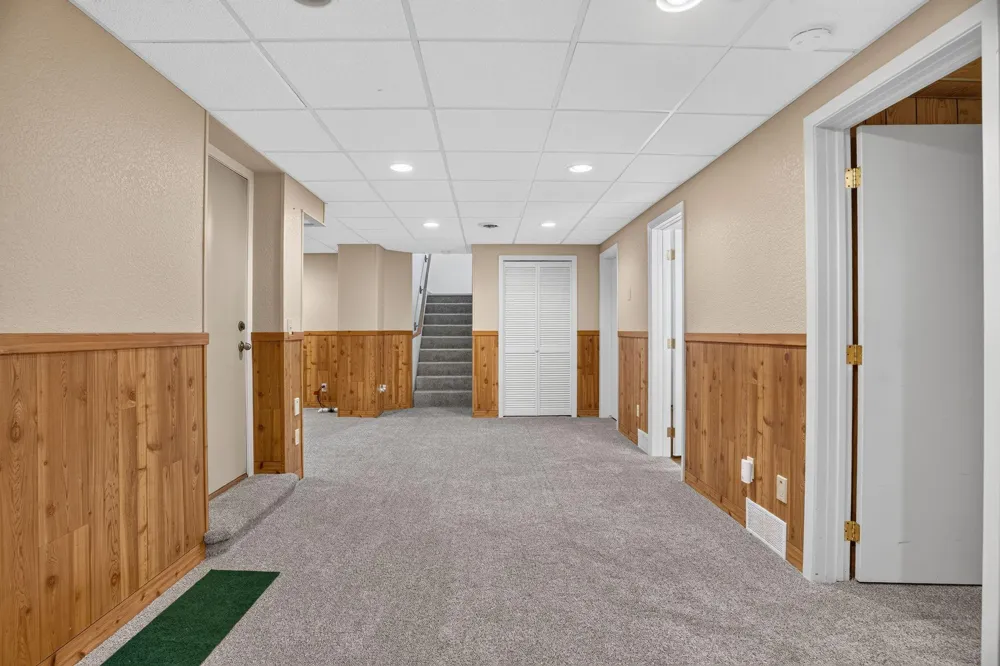 25990 Gates Avenue Faribault, MN 55021