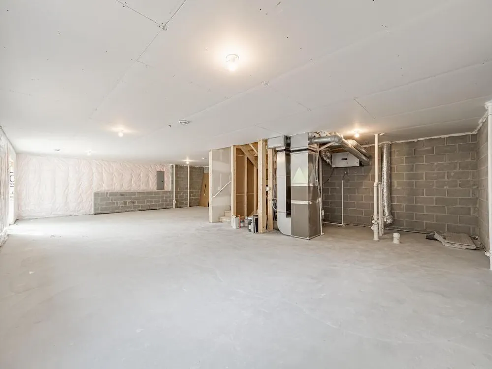 L5 B2 238th Avenue NW Zimmerman, MN 55398