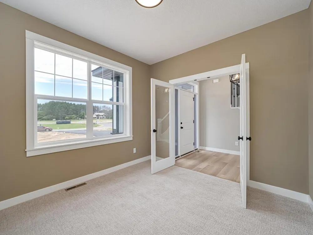 L5 B2 238th Avenue NW Zimmerman, MN 55398