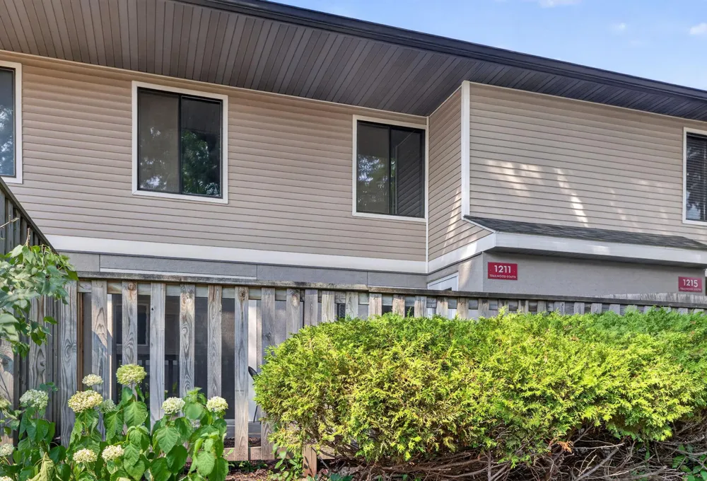 1211 Trailwood S Hopkins, MN 55343