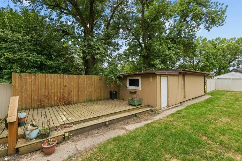 609 Center Street S Wahpeton, ND 58075