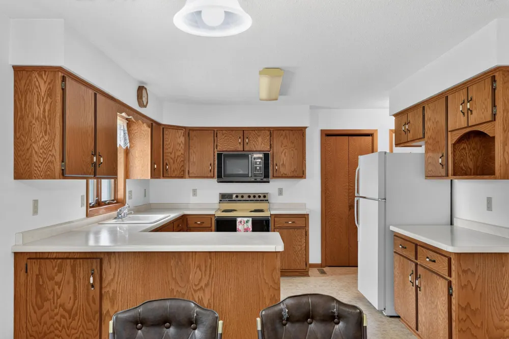 143 Meadowlark Lane SW Melrose, MN 56352