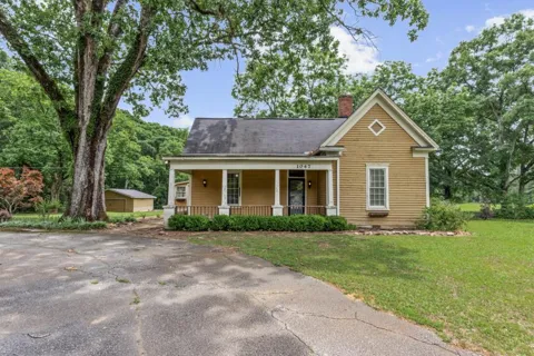 1047 Dixie Road