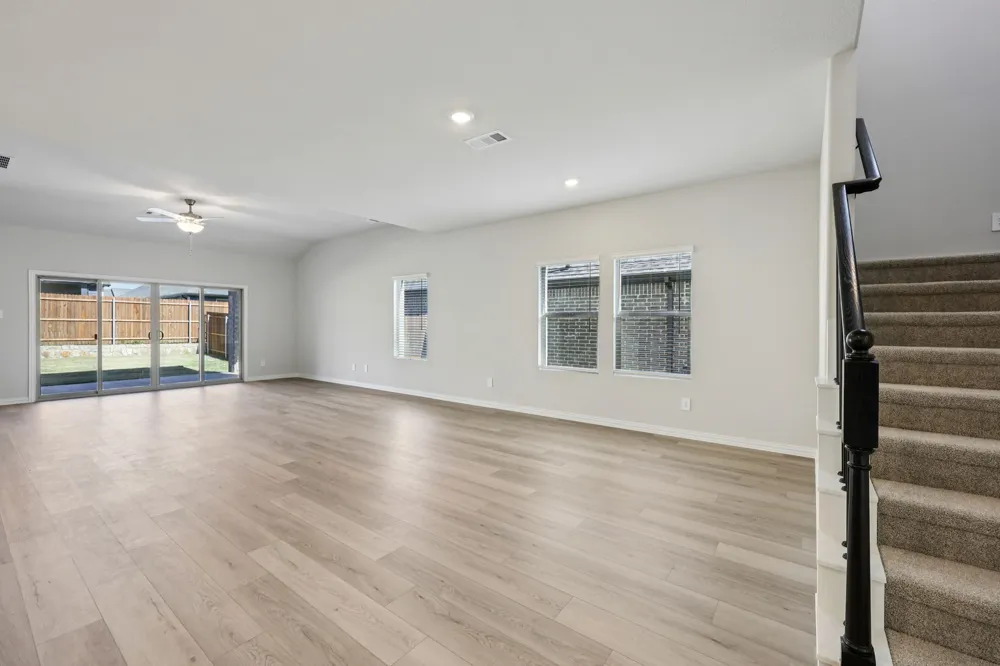 2129 Longchamp Lane Seagoville, TX 75159