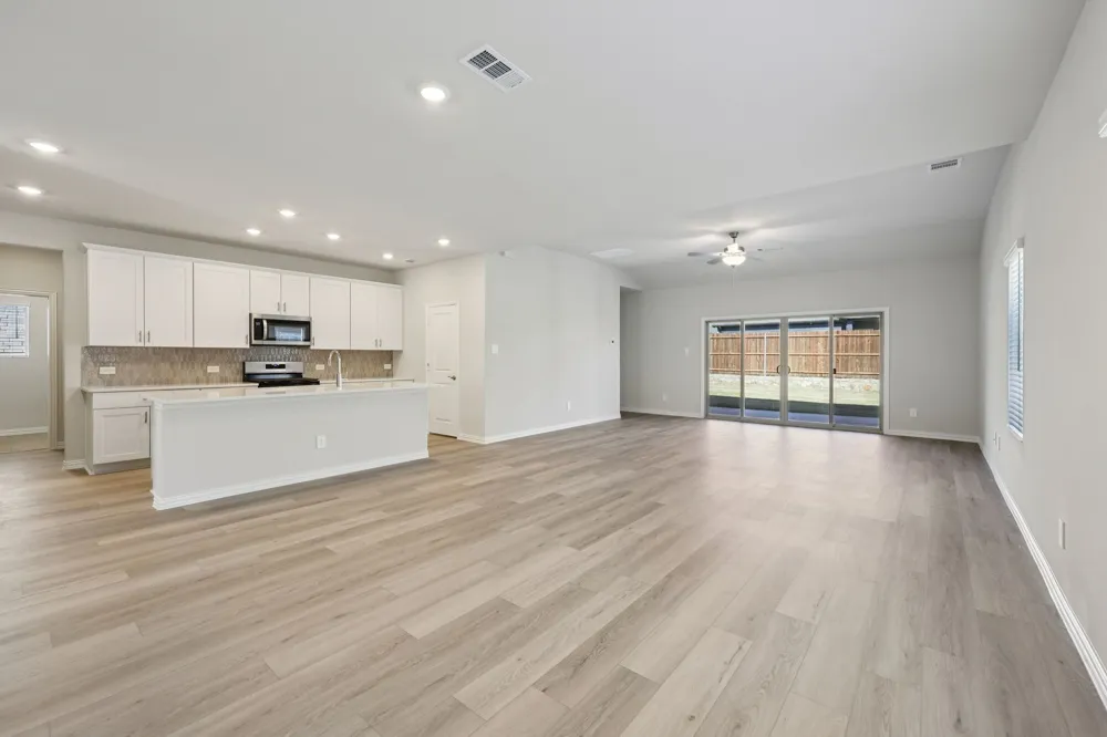 2129 Longchamp Lane Seagoville, TX 75159
