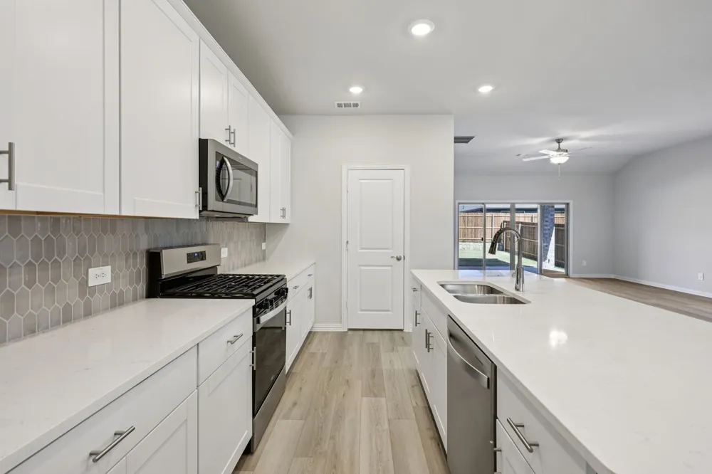 2129 Longchamp Lane Seagoville, TX 75159
