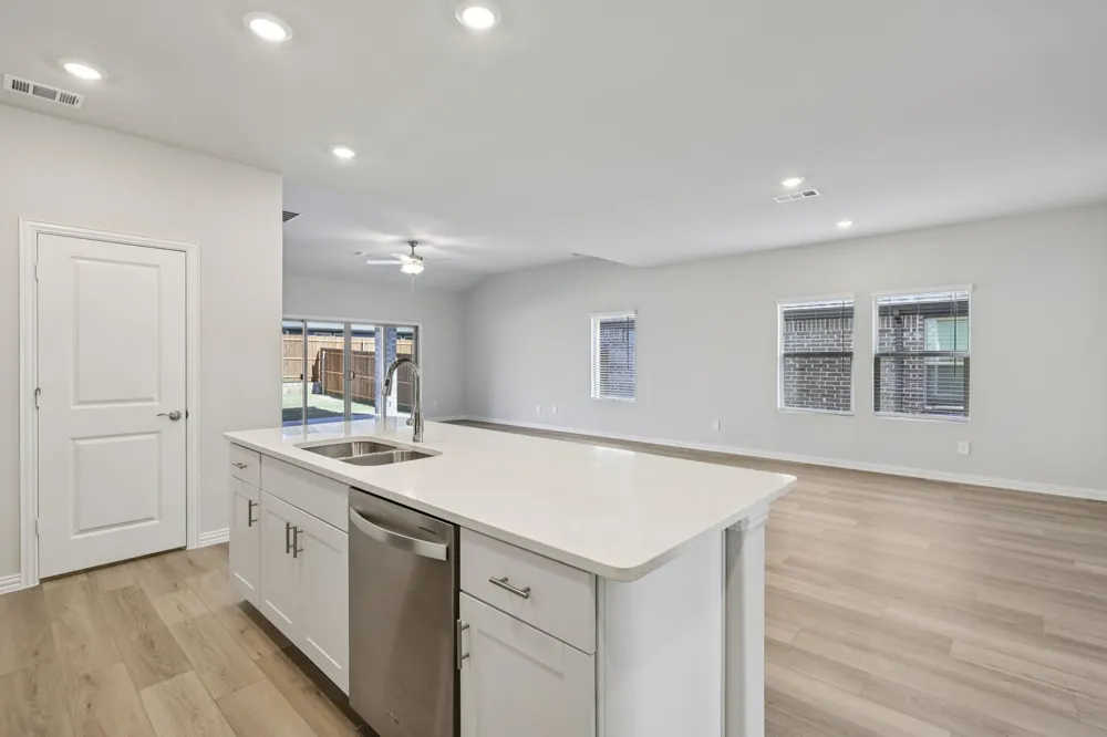 2129 Longchamp Lane Seagoville, TX 75159