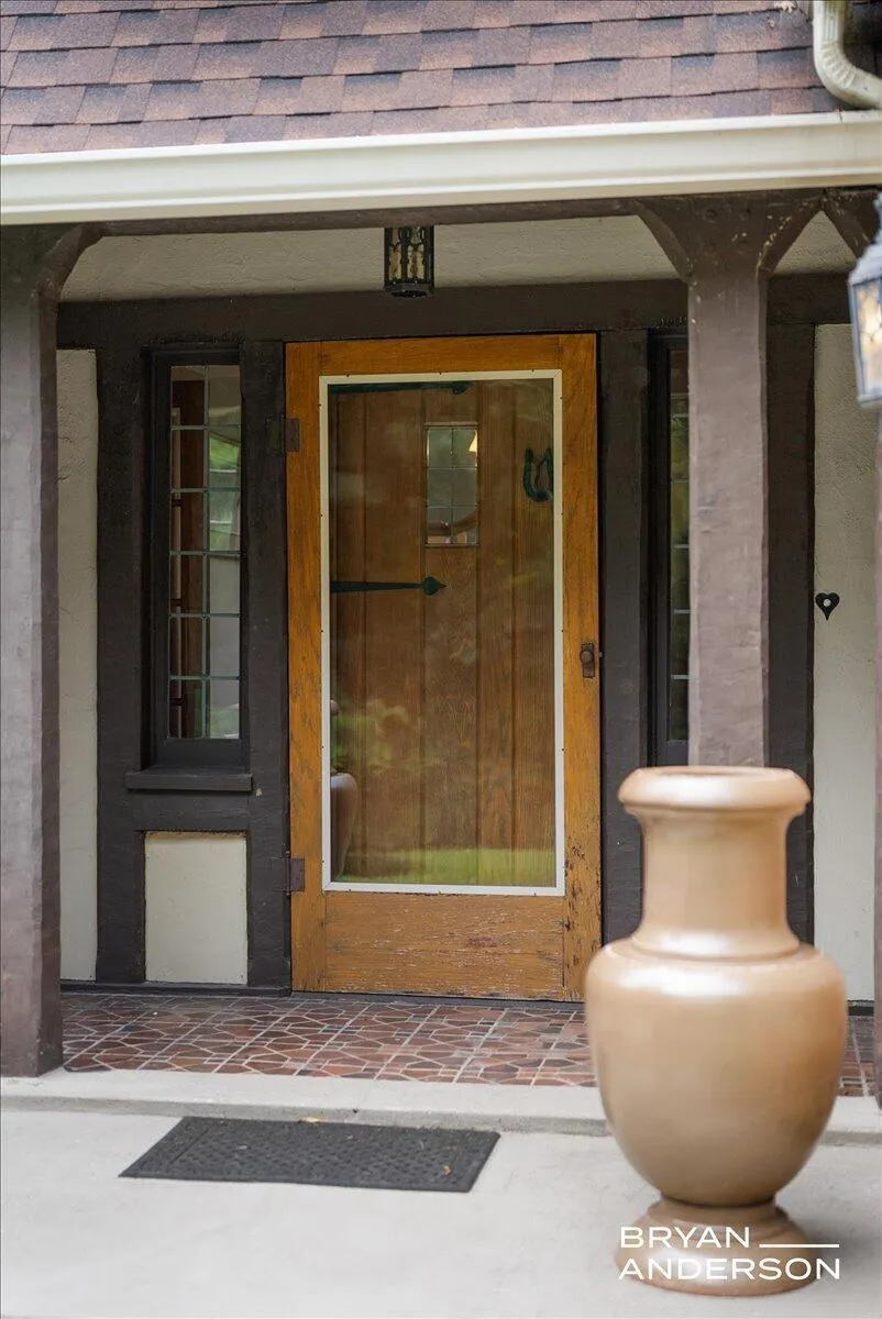 1830 Bridge Street NW Grand Rapids, MI 49504