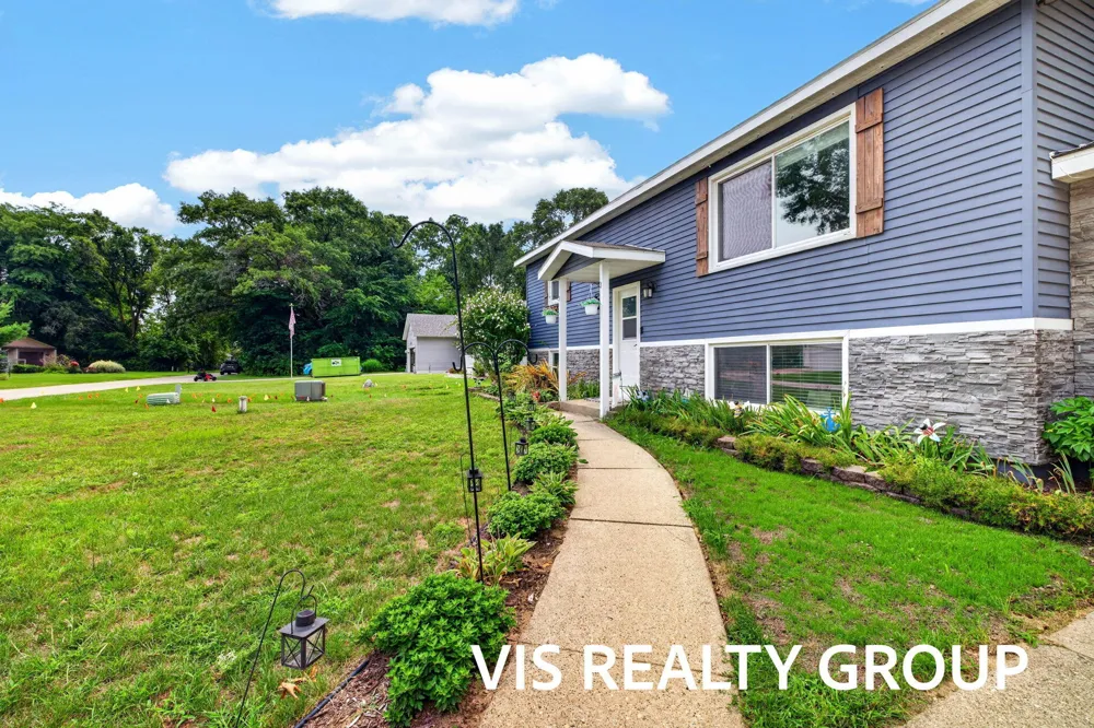 531 E Chadwick Drive Muskegon, MI 49445