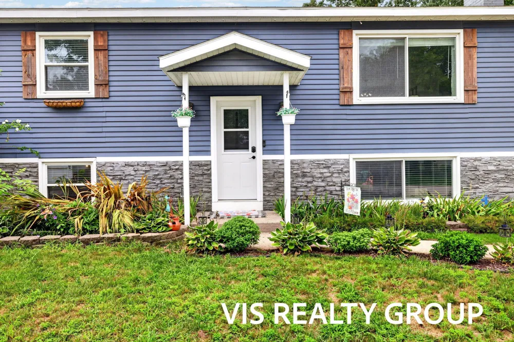 531 E Chadwick Drive Muskegon, MI 49445