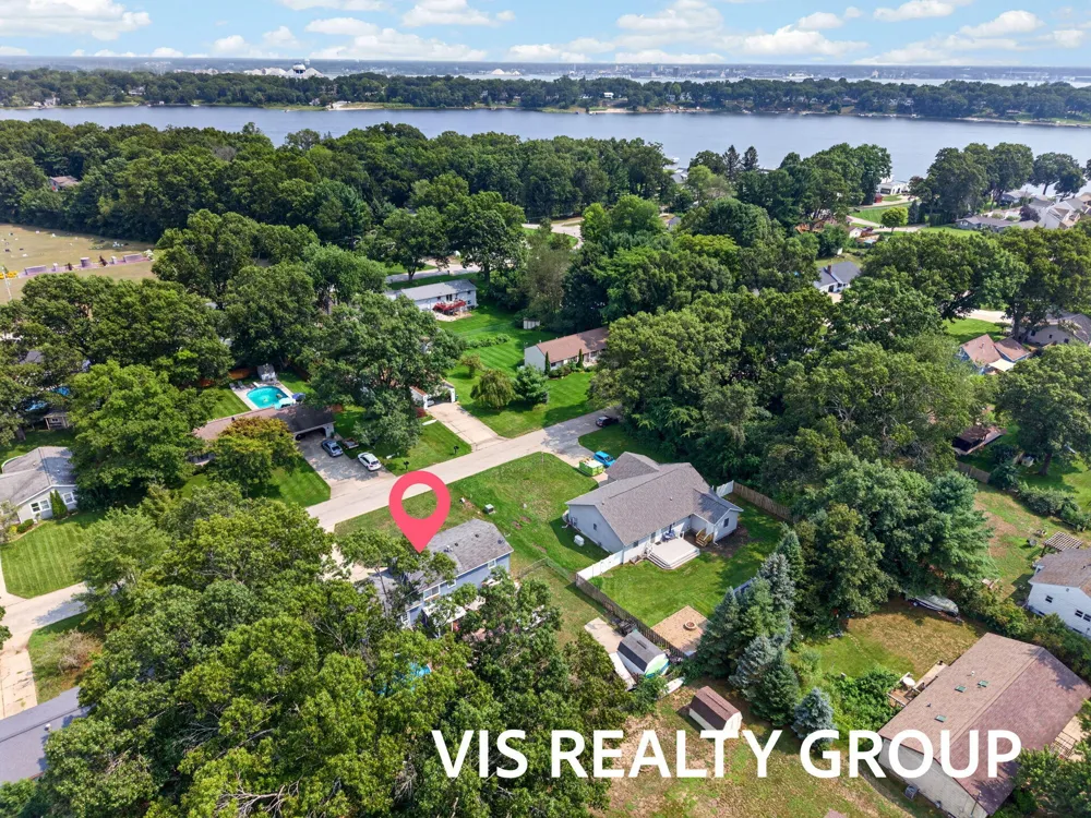 531 E Chadwick Drive Muskegon, MI 49445