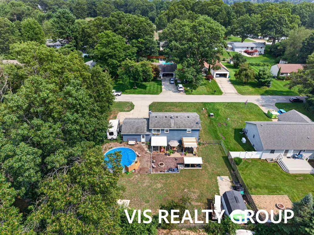531 E Chadwick Drive Muskegon, MI 49445