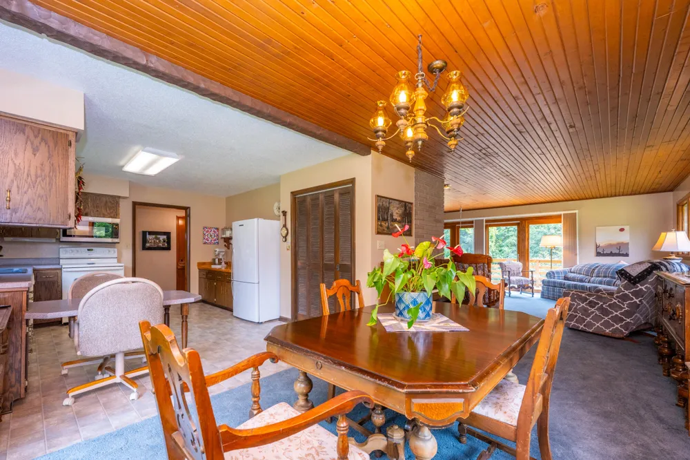 9254 Garr Road Berrien Springs, MI 49103