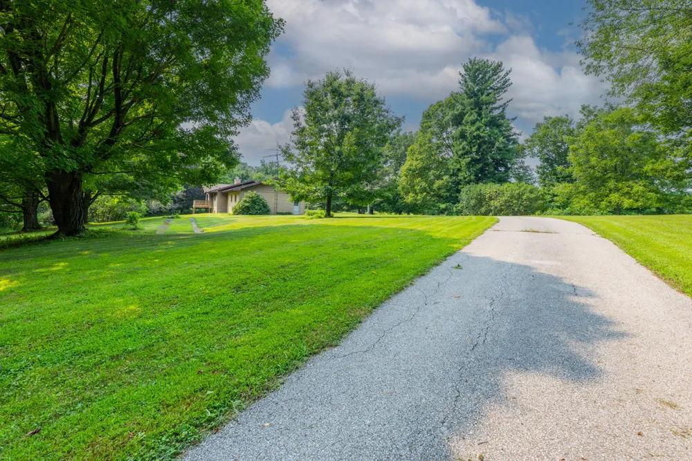 9254 Garr Road Berrien Springs, MI 49103